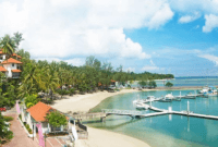 Keindahan Pantai Nongsa di Batam